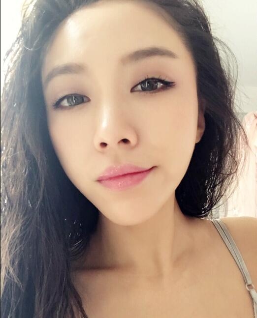 欣欣的第二张照片--石狮婚介网