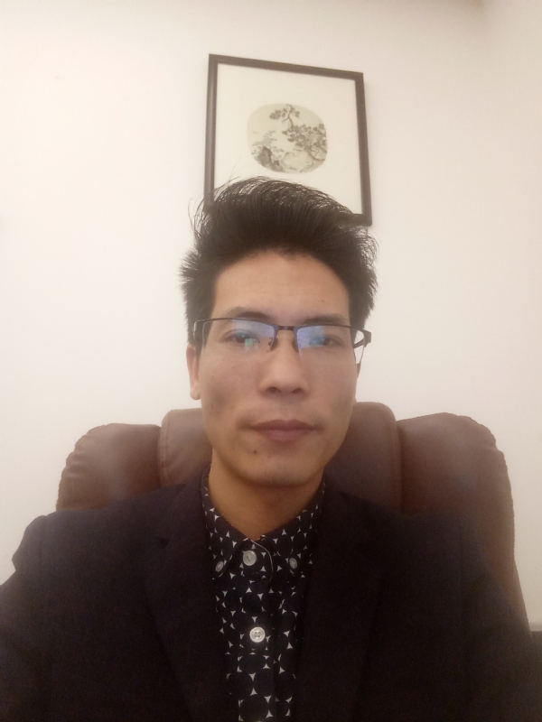 爱也要以诚相待的第一张照片--石狮婚介网