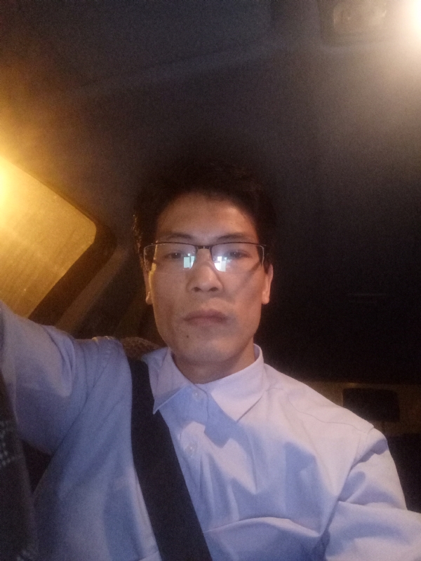 爱也要以诚相待的第三张照片--石狮婚介网