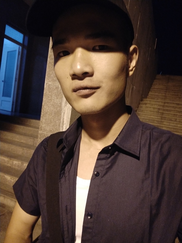 各取所需的第一张照片--石狮婚介网