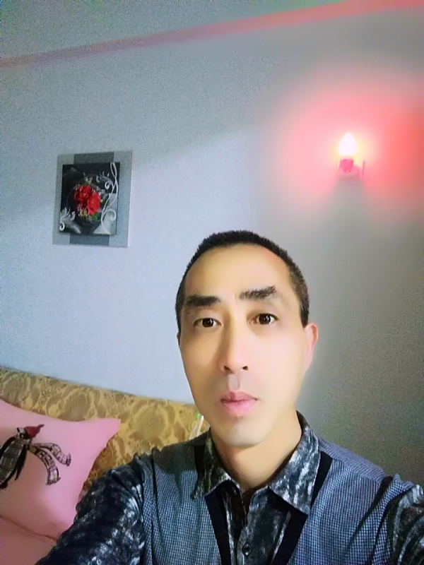 真诚的第一张照片--石狮婚介网