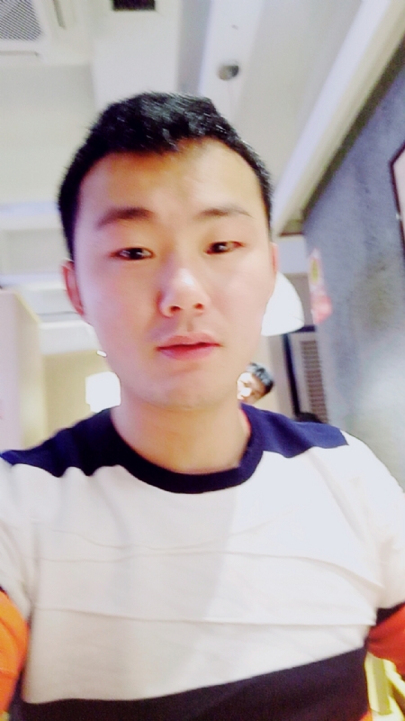云淡风轻的第一张照片--石狮婚介网