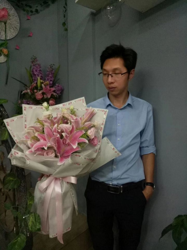 不死书生的第一张照片--石狮婚介网