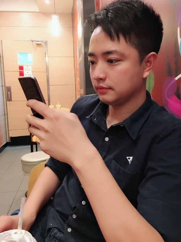 闭月的第三张照片--石狮婚介网