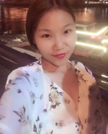 彩儿的第一张照片--石狮婚介网