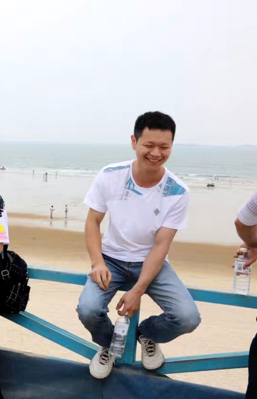 A乐米的第一张照片--石狮婚介网