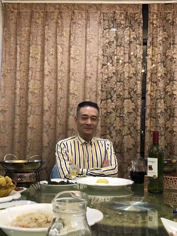 天涯孤独的第一张照片--石狮婚介网