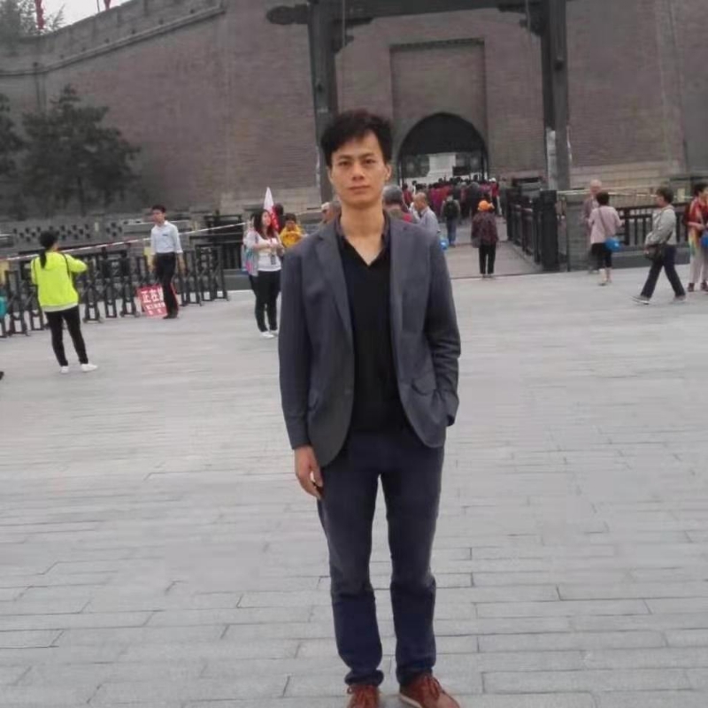 认真的第一张照片--石狮婚介网