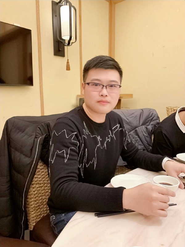 YIDA的第一张照片--石狮婚介网
