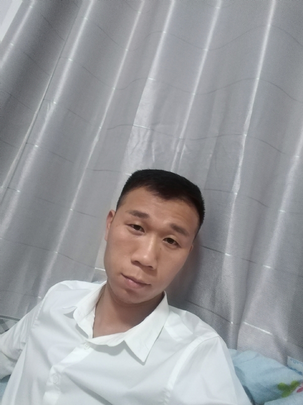 不器的第一张照片--石狮婚介网