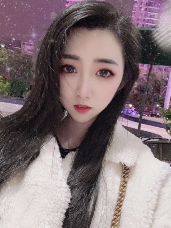 妮可的第一张照片--石狮婚介网