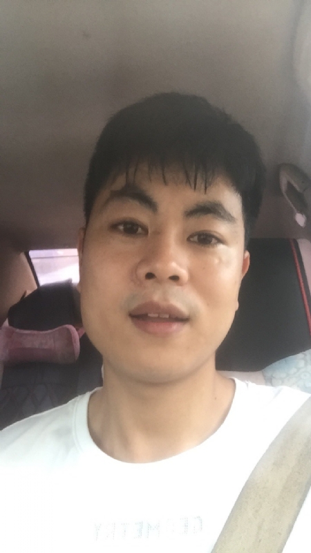 小贱哥的第一张照片--石狮婚介网