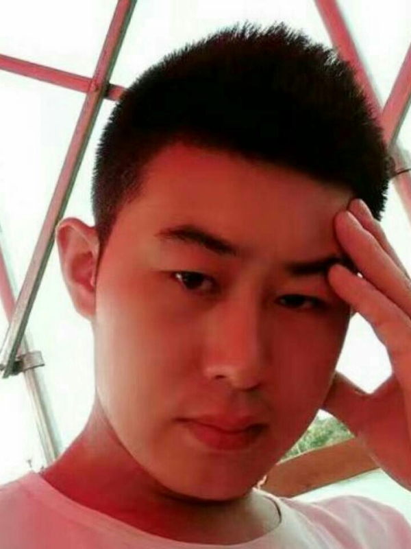 淡漠的第一张照片--石狮婚介网