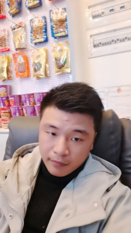 小宇的第一张照片--石狮婚介网