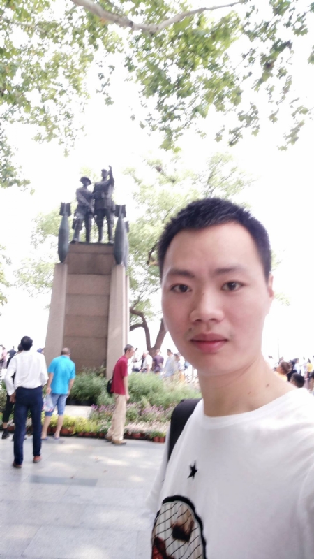 志东的第三张照片--石狮婚介网
