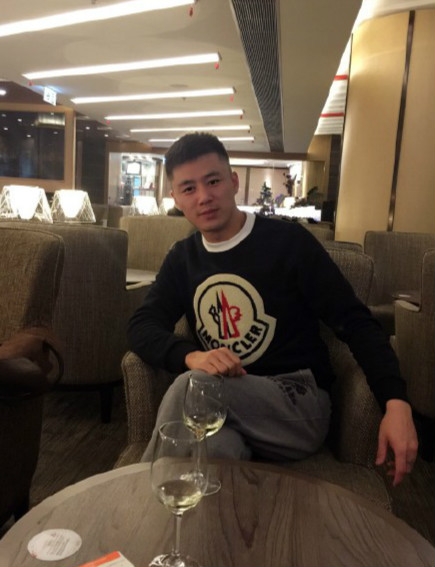 吴辉的第一张照片--石狮婚介网
