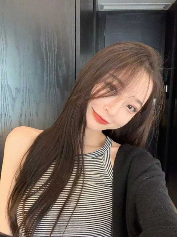姗姗的第一张照片--石狮婚介网