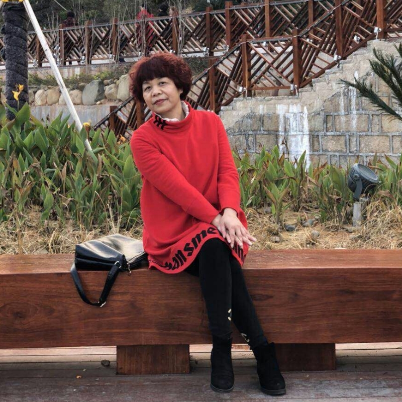 诗琴画意的第一张照片--石狮婚介网