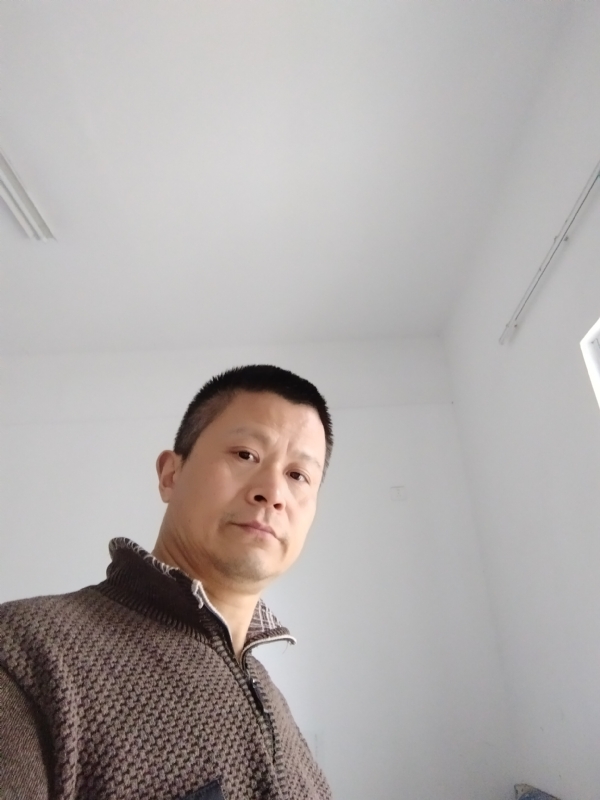 无云的第一张照片--石狮婚介网