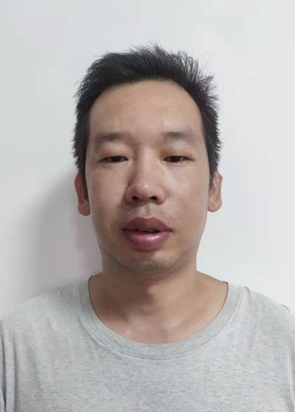 微笑的第二张照片--石狮婚介网