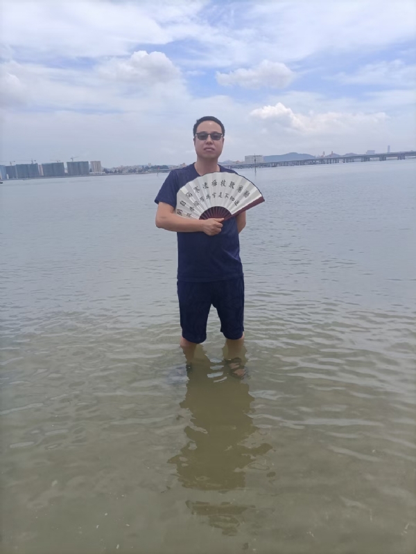 浪迹天涯的第一张照片--石狮婚介网