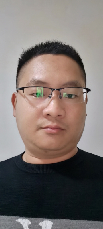龙逍遥的第二张照片--石狮婚介网