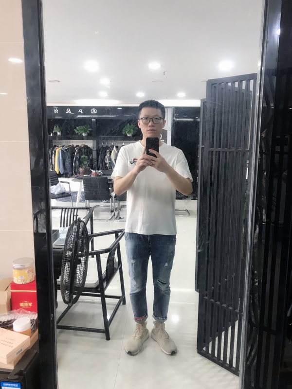 黄大仙的第一张照片--石狮婚介网