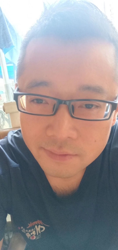 雅痞的第一张照片--石狮婚介网