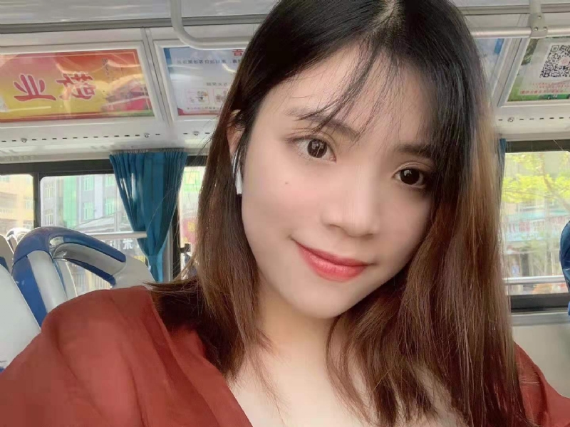 小眼睛的第一张照片--石狮婚介网