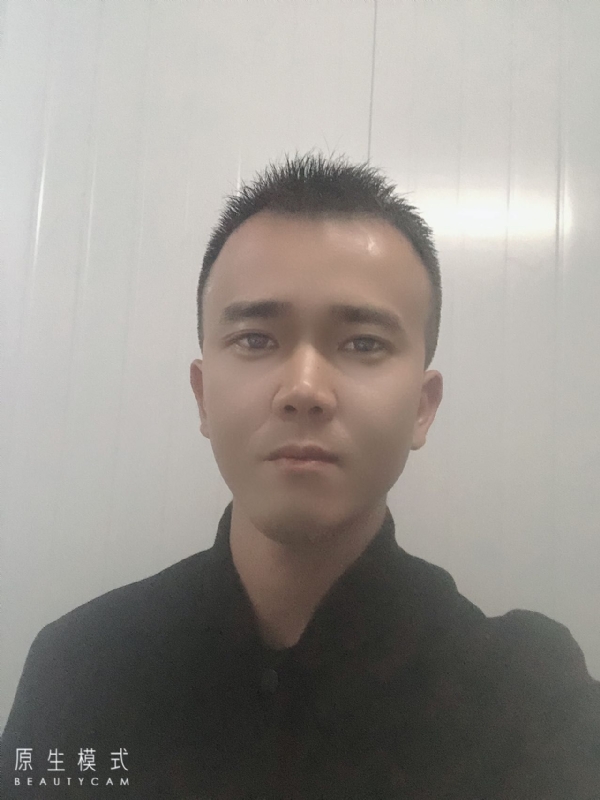 壮飞的第一张照片--石狮婚介网