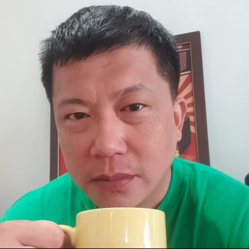雨果先生的第二张照片--石狮婚介网