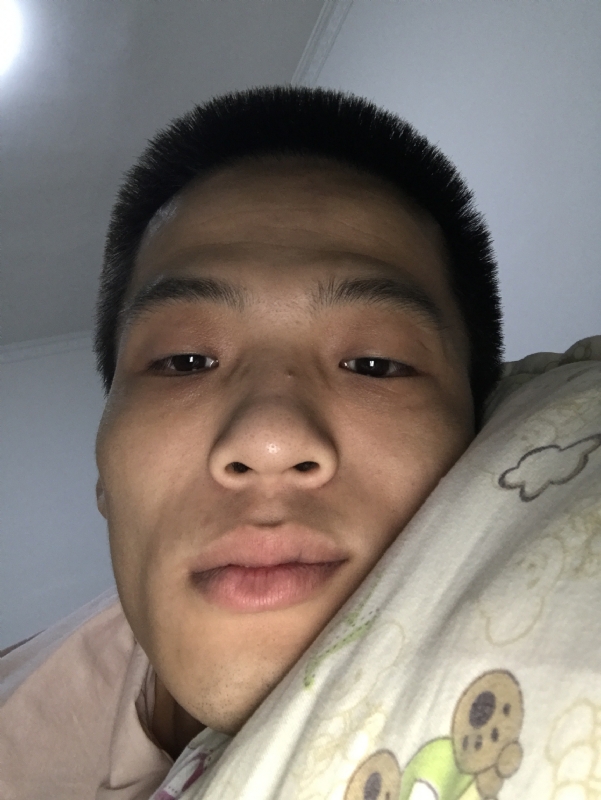 直男的第一张照片--石狮婚介网