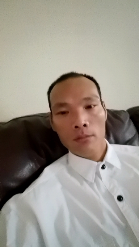 只影向谁去的第四张照片--石狮婚介网