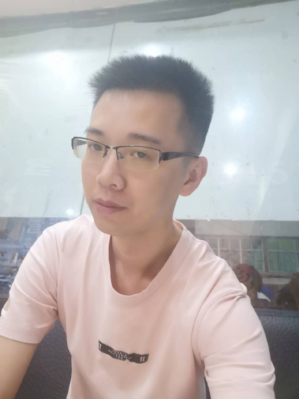 云杰的第三张照片--石狮婚介网