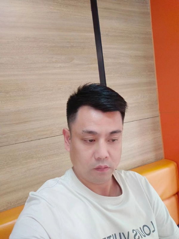 不知道的第三张照片--石狮婚介网