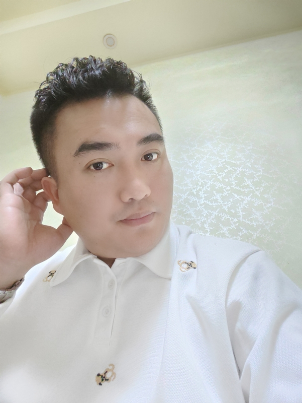 哈哈先生的第二张照片--石狮婚介网