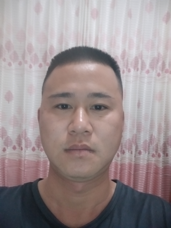 熙姿丽的第二张照片--石狮婚介网