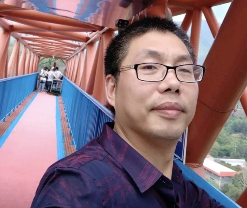 山羊的第一张照片--石狮婚介网