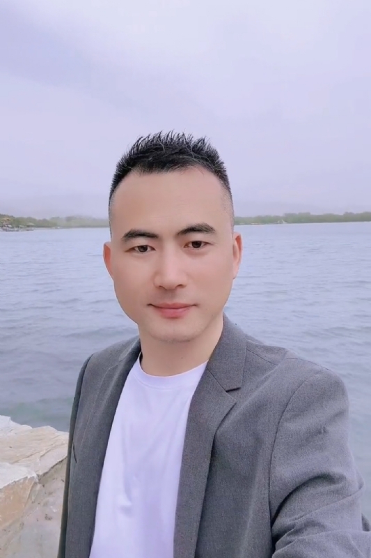 一往情深的第一张照片--石狮婚介网
