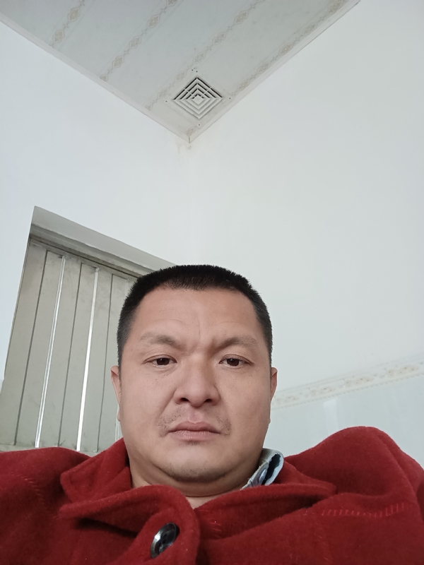 兰成龙的第一张照片--石狮婚介网
