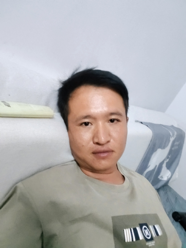 陌生人的第三张照片--石狮婚介网