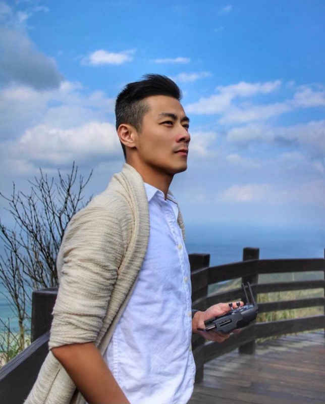 蓝天的第一张照片--石狮婚介网