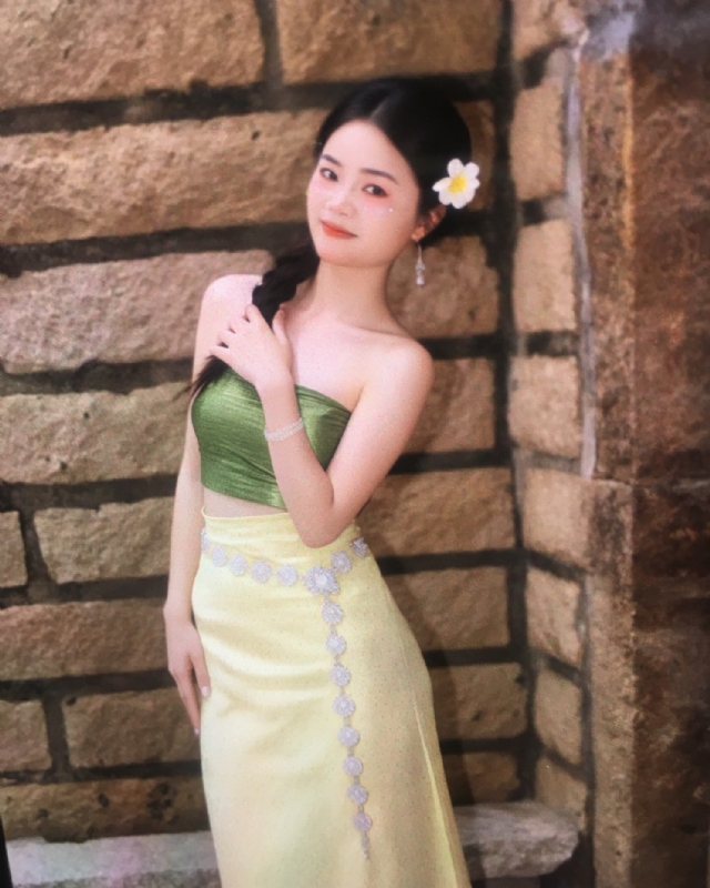 丫头的第六张照片--石狮婚介网